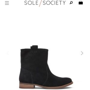 Sole Society Natasha Slip On Black booties